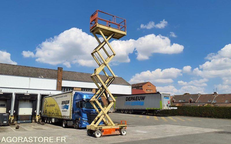 JLG 2646 ES NACELLE CISEAU ÉLECTRIQUE 10 M ÉTROIT - Plataforma elevadora: foto 1 JLG 2646 ES NACELLE CISEAU ÉLECTRIQUE 10 M ÉTROIT - Plataforma elevadora: foto 1