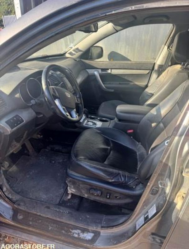 KIA SORENTO // BN-896-BD // 257 559KM // 2011 - SUV/ Todoterreno: foto 2 KIA SORENTO // BN-896-BD // 257 559KM // 2011 - SUV/ Todoterreno: foto 2
