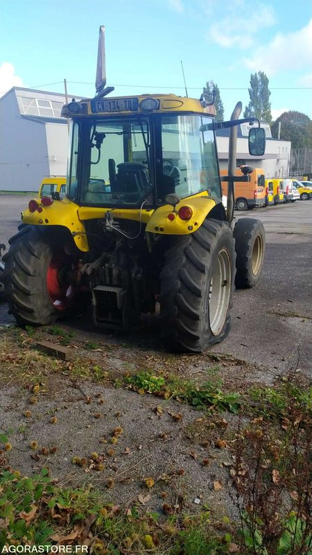 MASSEY FERGUSSON - 2013 - 9161kms - Tractor: foto 2 MASSEY FERGUSSON - 2013 - 9161kms - Tractor: foto 2