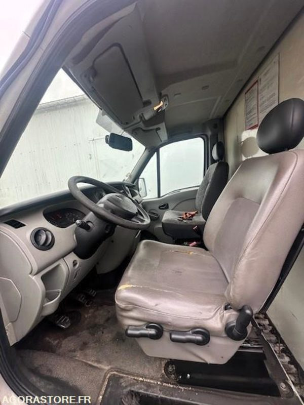 MASTER RENAULT - 2010 - 380015 Kms - Furgón: foto 3 MASTER RENAULT - 2010 - 380015 Kms - Furgón: foto 3