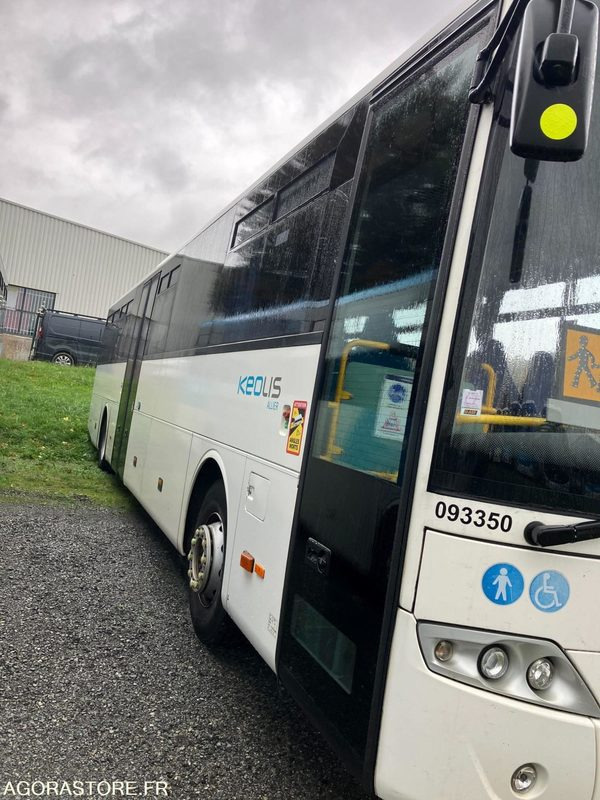 MERCEDES INTOURO N°093350 - Autobús escolar: foto 2 MERCEDES INTOURO N°093350 - Autobús escolar: foto 2