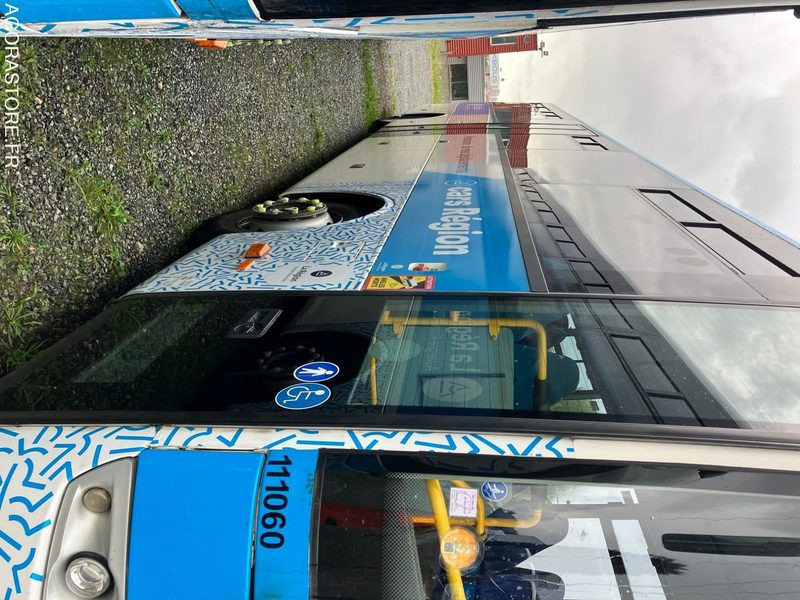 MERCEDES INTOURO N°111060 - Minibús, Furgoneta de pasajeros: foto 2 MERCEDES INTOURO N°111060 - Minibús, Furgoneta de pasajeros: foto 2