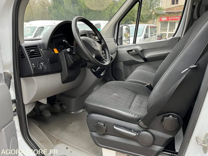 Arrendamiento de  MERCEDES SPRINTER - 2014 / 165 605 KM MERCEDES SPRINTER - 2014 / 165 605 KM: foto 13 Arrendamiento de  MERCEDES SPRINTER - 2014 / 165 605 KM MERCEDES SPRINTER - 2014 / 165 605 KM: foto 13