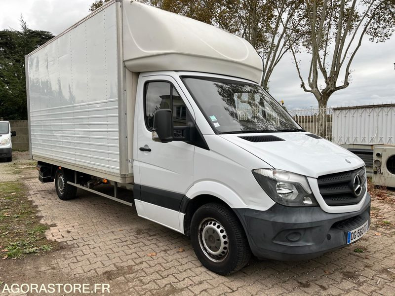 MERCEDES SPRINTER - 2014 / 165 605 KM - Furgón: foto 3 MERCEDES SPRINTER - 2014 / 165 605 KM - Furgón: foto 3