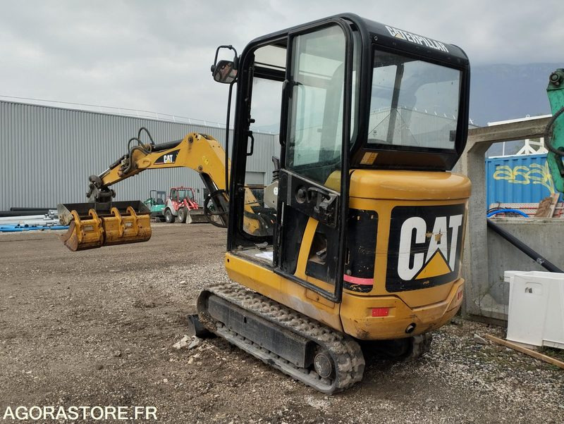MINI PELLE CATERPILLAR 301-6C de 2011 n° CPJBB00644 - Miniexcavadora: foto 5 MINI PELLE CATERPILLAR 301-6C de 2011 n° CPJBB00644 - Miniexcavadora: foto 5