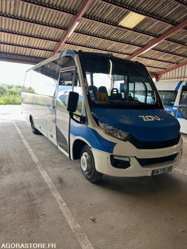 MINICARS IVECO BUS DAILY TOURYS 25396 MEC 2017 KM 277000 EN-178-ZE - Minibús, Furgoneta de pasajeros: foto 2 MINICARS IVECO BUS DAILY TOURYS 25396 MEC 2017 KM 277000 EN-178-ZE - Minibús, Furgoneta de pasajeros: foto 2