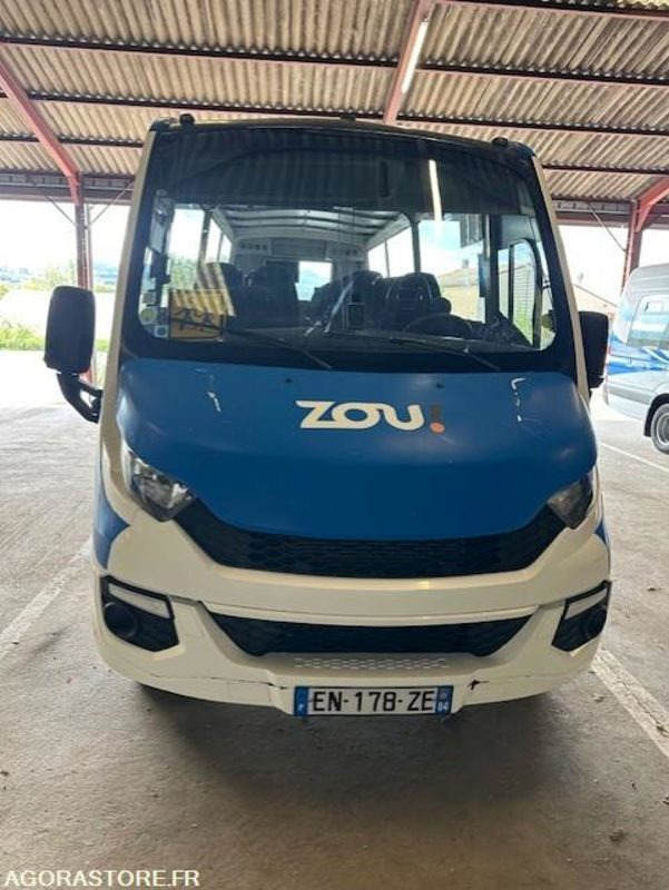 MINICARS IVECO BUS DAILY TOURYS 25396 MEC 2017 KM 277000 EN-178-ZE - Minibús, Furgoneta de pasajeros: foto 1 MINICARS IVECO BUS DAILY TOURYS 25396 MEC 2017 KM 277000 EN-178-ZE - Minibús, Furgoneta de pasajeros: foto 1