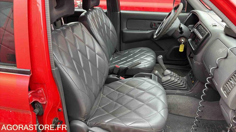 MITSUBISHI L200 - 109 427 Kms - 2004- 2881 XZ 74 - Coche: foto 3 MITSUBISHI L200 - 109 427 Kms - 2004- 2881 XZ 74 - Coche: foto 3