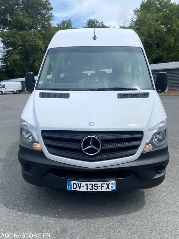 Mercedes sprinter 08/2015 BVA 22+1 places peinture neuve 309000 kms - Minibús, Furgoneta de pasajeros: foto 2 Mercedes sprinter 08/2015 BVA 22+1 places peinture neuve 309000 kms - Minibús, Furgoneta de pasajeros: foto 2