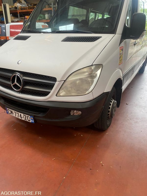 Mercedes sprinter 11/2012 162000 kms BVM 22+1 places climatisation ralentisseur - Minibús, Furgoneta de pasajeros: foto 2 Mercedes sprinter 11/2012 162000 kms BVM 22+1 places climatisation ralentisseur - Minibús, Furgoneta de pasajeros: foto 2
