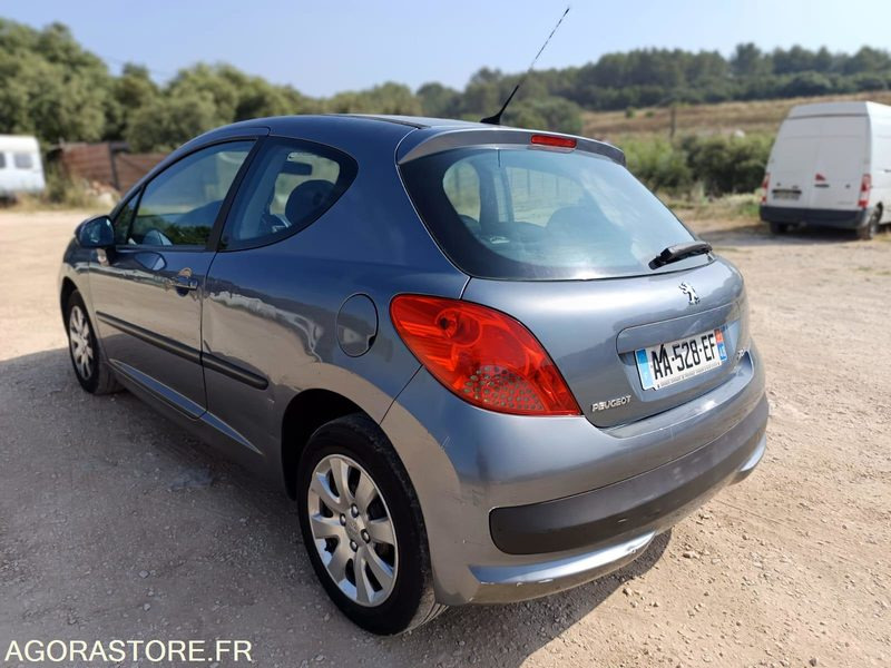 PEUGEOT 207 - 2009 - 235700KMS - Coche: foto 4 PEUGEOT 207 - 2009 - 235700KMS - Coche: foto 4