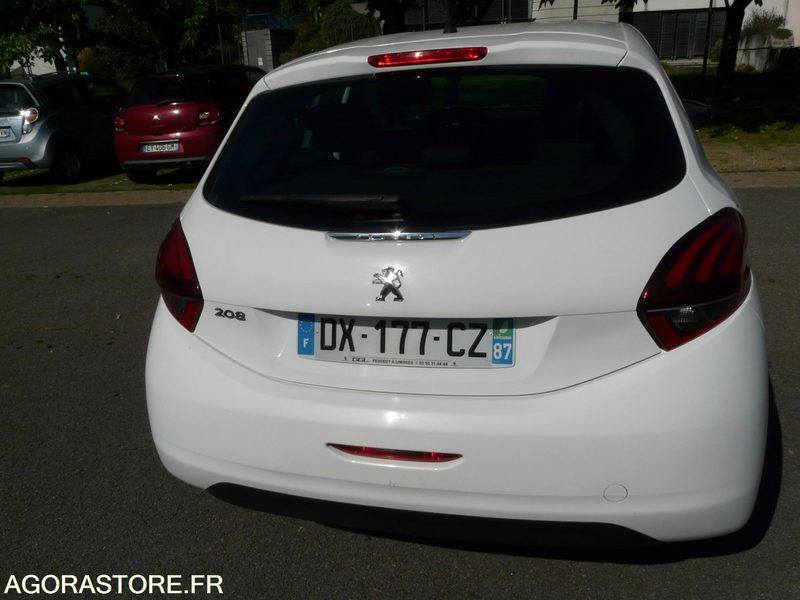 PEUGEOT 208 DX177CZ - Coche: foto 4 PEUGEOT 208 DX177CZ - Coche: foto 4