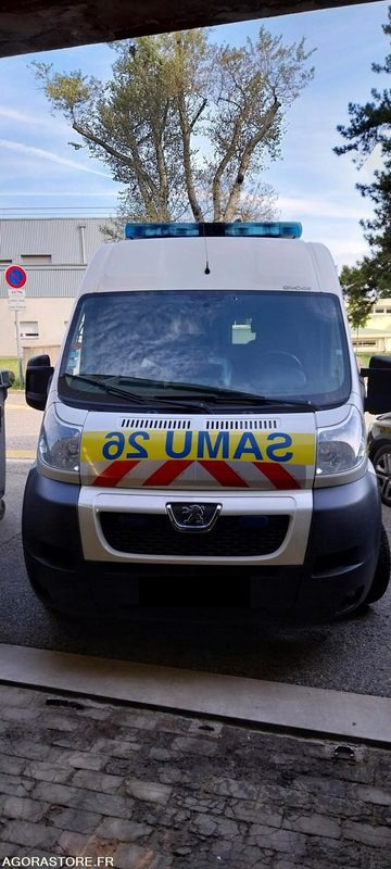 Peugeot BOXER, 3L HDI, 2012, 329317 kms, moteur 63435kms - Ambulancia: foto 1 Peugeot BOXER, 3L HDI, 2012, 329317 kms, moteur 63435kms - Ambulancia: foto 1