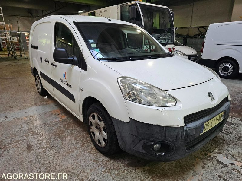 Peugeot Partner - 2014 - 47143kms - DG 411 AD - Furgoneta pequeña: foto 2 Peugeot Partner - 2014 - 47143kms - DG 411 AD - Furgoneta pequeña: foto 2
