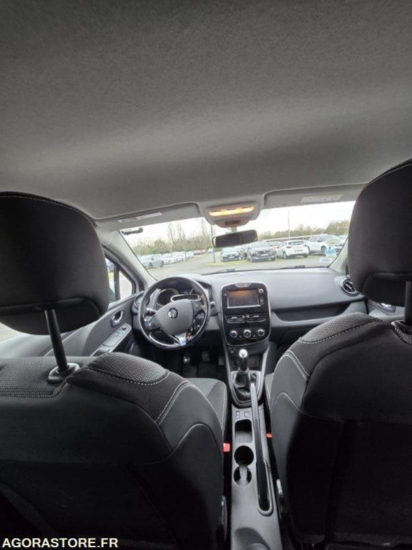 RENAULT CLIO - 2012 - 133 000 km - Coche: foto 2 RENAULT CLIO - 2012 - 133 000 km - Coche: foto 2