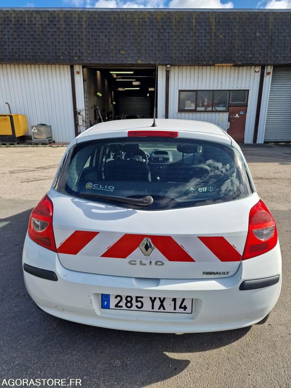 RENAULT CLIO 3 - LOT N°1 - Coche: foto 4 RENAULT CLIO 3 - LOT N°1 - Coche: foto 4