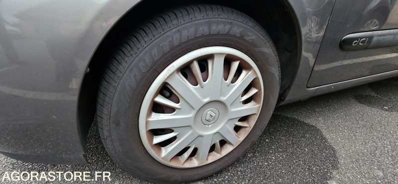 RENAULT CLIO 849BCZ59 - Coche: foto 4 RENAULT CLIO 849BCZ59 - Coche: foto 4