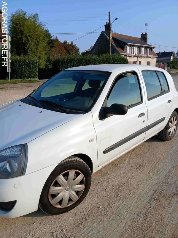 RENAULT CLIO II 1.5 DCI DE 2008 - Coche: foto 3 RENAULT CLIO II 1.5 DCI DE 2008 - Coche: foto 3