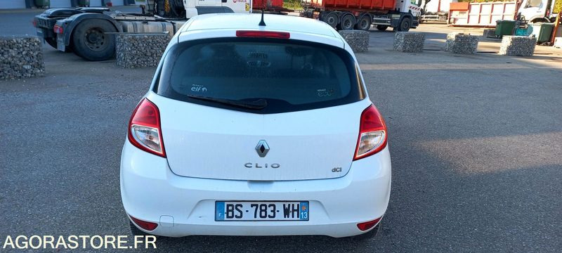 RENAULT CLIO SOCIETE de 2011 - 203 500 km (R30359) - Coche: foto 3 RENAULT CLIO SOCIETE de 2011 - 203 500 km (R30359) - Coche: foto 3