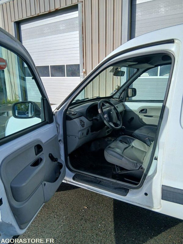 RENAULT KANGOO - 2007 - 159649km - Furgoneta pequeña: foto 5 RENAULT KANGOO - 2007 - 159649km - Furgoneta pequeña: foto 5