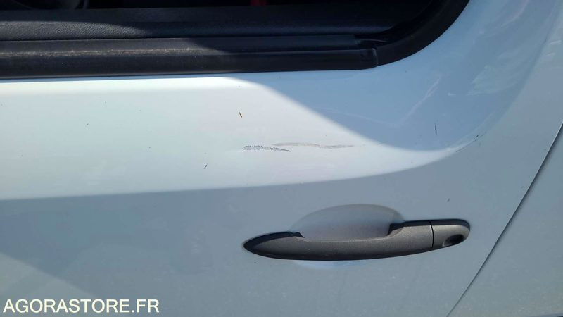 RENAULT KANGOO - 2011 - 81107KM - BV-627-ML - Furgoneta pequeña: foto 5 RENAULT KANGOO - 2011 - 81107KM - BV-627-ML - Furgoneta pequeña: foto 5