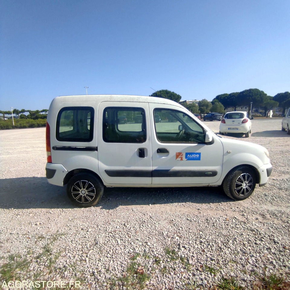 Furgoneta pequeña RENAULT KANGOO GENERATION AIZEE 1.5 DCI 70 CV: foto 8