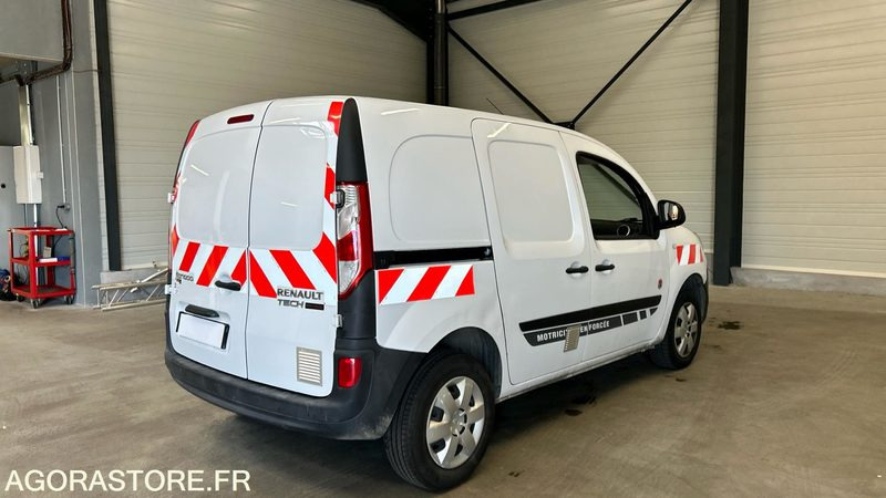 RENAULT KANGOO II MOTRICITE RENFORCEE 1ERE MAIN 2018 97800KMS CT OK - Furgoneta pequeña: foto 3 RENAULT KANGOO II MOTRICITE RENFORCEE 1ERE MAIN 2018 97800KMS CT OK - Furgoneta pequeña: foto 3