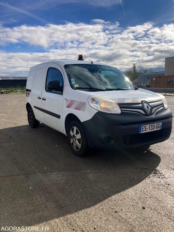 RENAULT KANGOO diesel - Année 2017 - 330.000 km - Furgoneta pequeña: foto 3 RENAULT KANGOO diesel - Année 2017 - 330.000 km - Furgoneta pequeña: foto 3