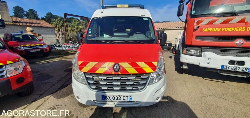 RENAULT MASTER 2.3 DCI TYPE AMBULANCE - 151128 km - 2011 - Furgón: foto 1 RENAULT MASTER 2.3 DCI TYPE AMBULANCE - 151128 km - 2011 - Furgón: foto 1