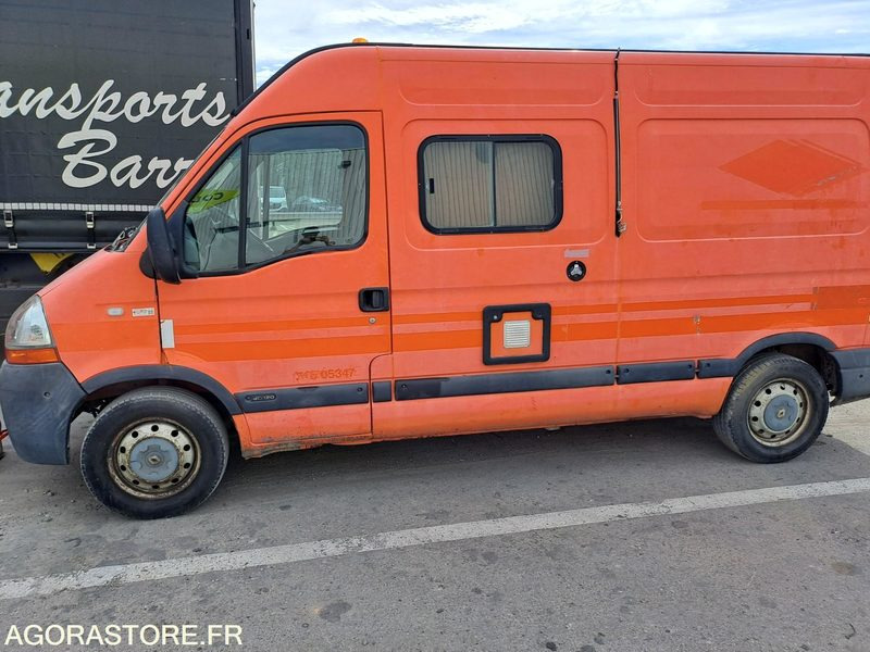 RENAULT MASTER - 2006 - 286716 KM - P1505347 - Furgón: foto 1 RENAULT MASTER - 2006 - 286716 KM - P1505347 - Furgón: foto 1