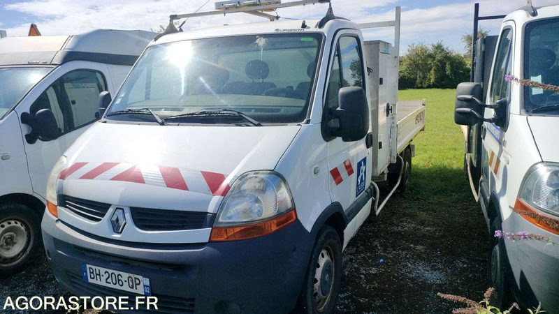 RENAULT MASTER - 2008 - 282485 KM - Furgón: foto 2 RENAULT MASTER - 2008 - 282485 KM - Furgón: foto 2