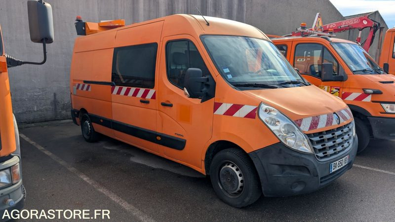 RENAULT MASTER BA-650-XB - Moteur tournant - BV ok - pb charge batterie - Furgón: foto 2 RENAULT MASTER BA-650-XB - Moteur tournant - BV ok - pb charge batterie - Furgón: foto 2