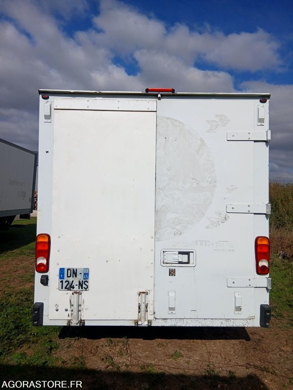 RENAULT MASTER ROULANT - 2015 - 348120 KMS - VENDU EN L'ETAT - Furgón: foto 5 RENAULT MASTER ROULANT - 2015 - 348120 KMS - VENDU EN L'ETAT - Furgón: foto 5