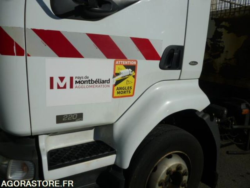 RENAULT MIDLUM 220 DCI BENNE HAYON 174900kms 2003 - Camión volquete: foto 2 RENAULT MIDLUM 220 DCI BENNE HAYON 174900kms 2003 - Camión volquete: foto 2