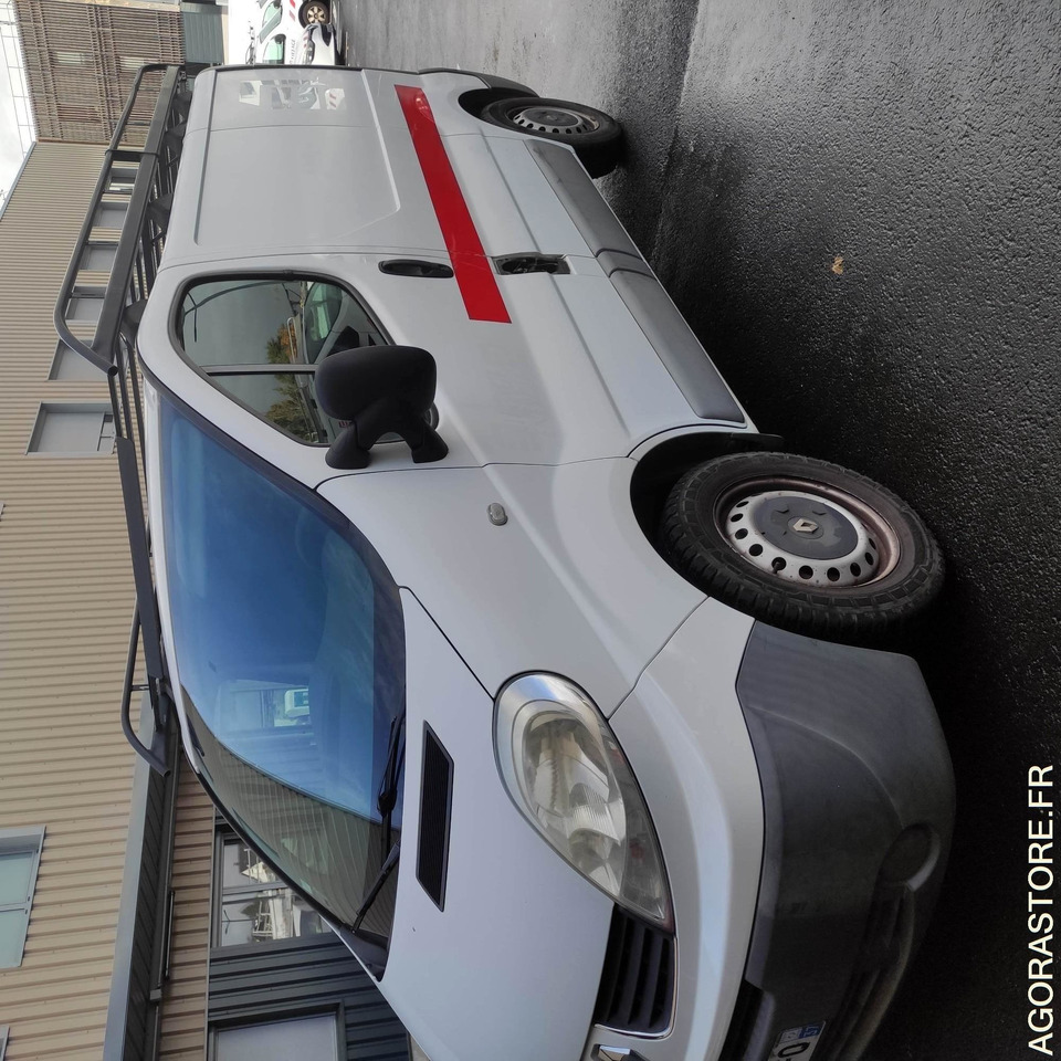 RENAULT - TRAFIC - 2013 / 171683 KMS (CS-775-FQ) - Furgón: foto 2 RENAULT - TRAFIC - 2013 / 171683 KMS (CS-775-FQ) - Furgón: foto 2