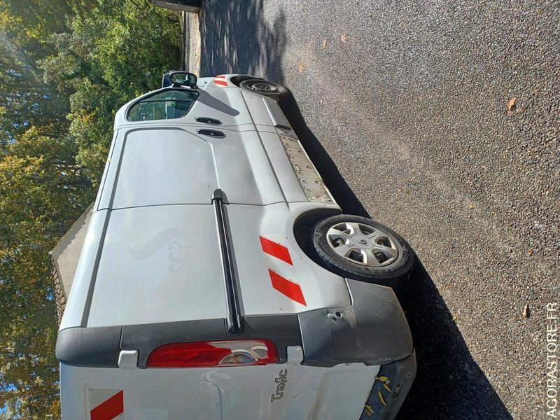 RENAULT TRAFIC / REF SCP : 818 - Furgón: foto 1 RENAULT TRAFIC / REF SCP : 818 - Furgón: foto 1