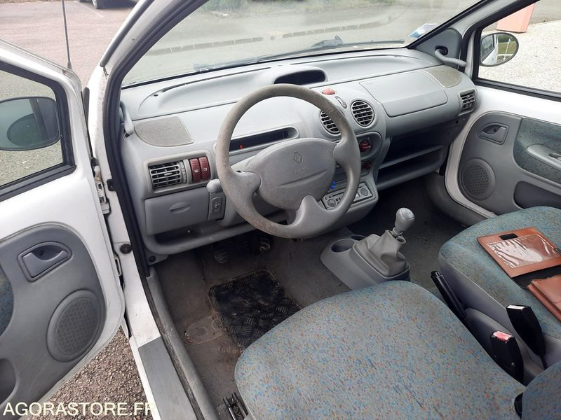RENAULT TWINGO - 2003 - 90650KM - Coche: foto 5 RENAULT TWINGO - 2003 - 90650KM - Coche: foto 5