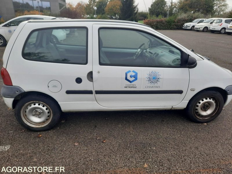 RENAULT TWINGO - 2003 - 90650KM - Coche: foto 4 RENAULT TWINGO - 2003 - 90650KM - Coche: foto 4