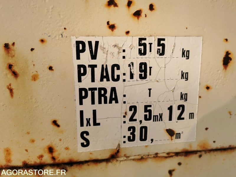 Remorque porte engin - CASTERA  - 1976 - Remolque: foto 4 Remorque porte engin - CASTERA  - 1976 - Remolque: foto 4