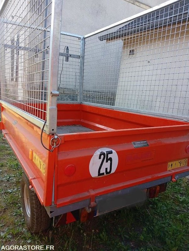 Remorque Majar RMTB 1020 Bennage hydraulique (microtracteur) - Maquinaria de jardinería: foto 5 Remorque Majar RMTB 1020 Bennage hydraulique (microtracteur) - Maquinaria de jardinería: foto 5