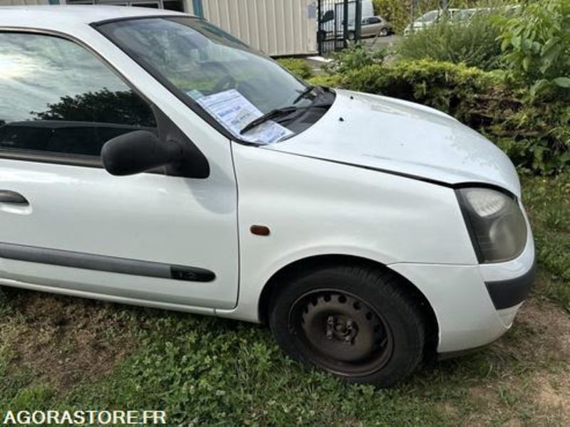 Renault Clio - 536ATP57 - Coche: foto 4 Renault Clio - 536ATP57 - Coche: foto 4