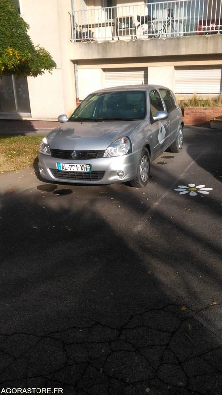 Coche Renault Clio Campus 155254 kms 2010: foto 14