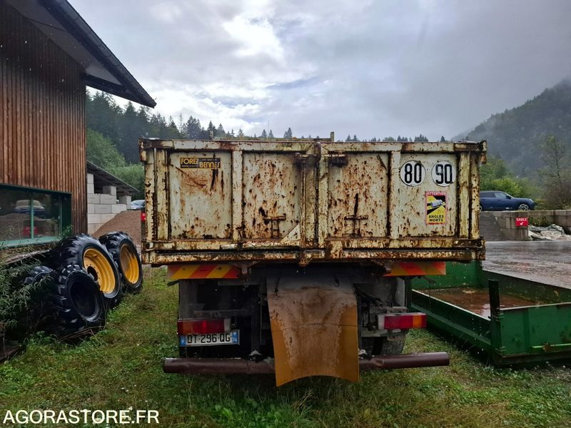 Renault KERAX 2004 - 252967 kms - Furgoneta basculante: foto 3 Renault KERAX 2004 - 252967 kms - Furgoneta basculante: foto 3