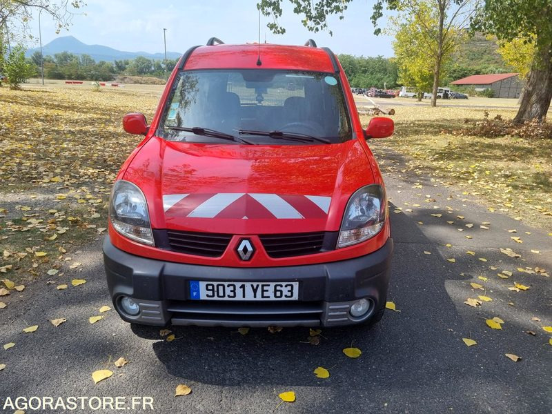 Renault Kangoo 4x4 - 9031 YE 63 - 2006 - Furgoneta pequeña: foto 1 Renault Kangoo 4x4 - 9031 YE 63 - 2006 - Furgoneta pequeña: foto 1