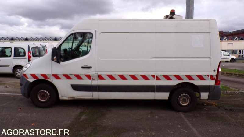 Renault Master - 2014 - 117443kms - DM-829-SZ - Furgón: foto 3 Renault Master - 2014 - 117443kms - DM-829-SZ - Furgón: foto 3