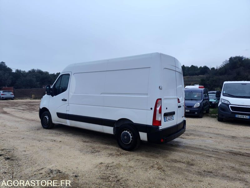 Furgón Renault Master III Phase 2 L2H2 F3300 2.3 dCi 110CH - 2016 - 226000KMS: foto 9 Furgón Renault Master III Phase 2 L2H2 F3300 2.3 dCi 110CH - 2016 - 226000KMS: foto 9