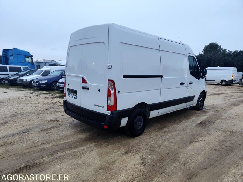 Furgón Renault Master III Phase 2 L2H2 F3300 2.3 dCi 110CH - 2016 - 226000KMS: foto 8 Furgón Renault Master III Phase 2 L2H2 F3300 2.3 dCi 110CH - 2016 - 226000KMS: foto 8
