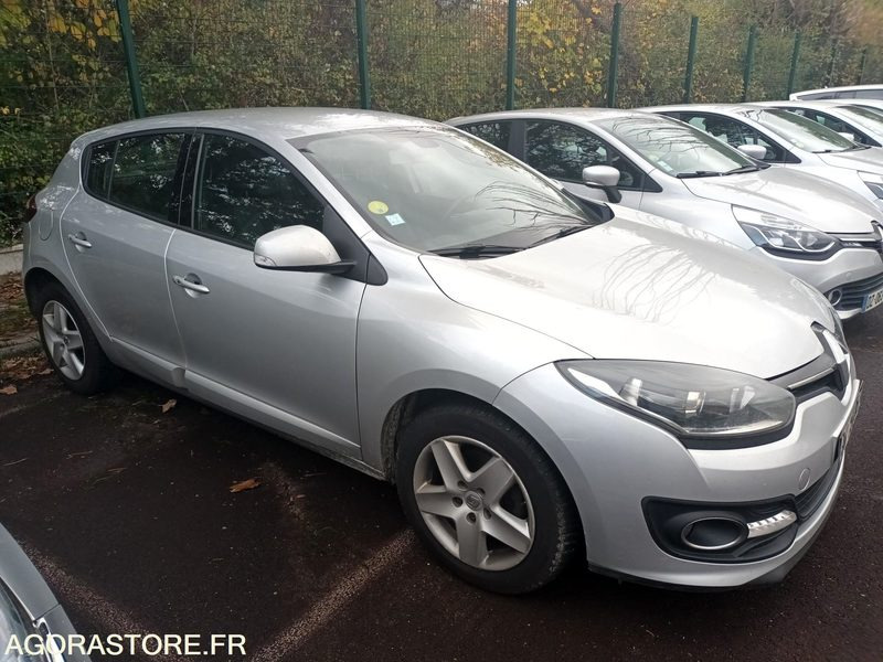 Renault Mégane – Diesel – 2015-223 644 km - Coche: foto 3 Renault Mégane – Diesel – 2015-223 644 km - Coche: foto 3