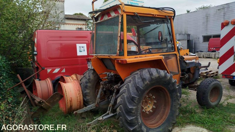 Renault - Tracteur - 2864H - 1988 - 7723-KY-32 - Tractor: foto 2 Renault - Tracteur - 2864H - 1988 - 7723-KY-32 - Tractor: foto 2