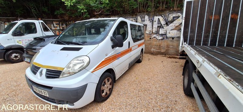 Renault Trafic - 2006 - 130000 - Minibús, Furgoneta de pasajeros: foto 3 Renault Trafic - 2006 - 130000 - Minibús, Furgoneta de pasajeros: foto 3